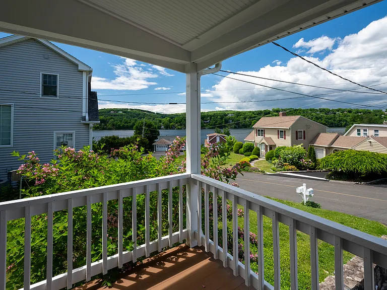 5 Lilac Ln — Photo 3