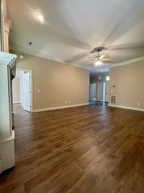 1456 N Timberline Dr - 1 — Photo 4