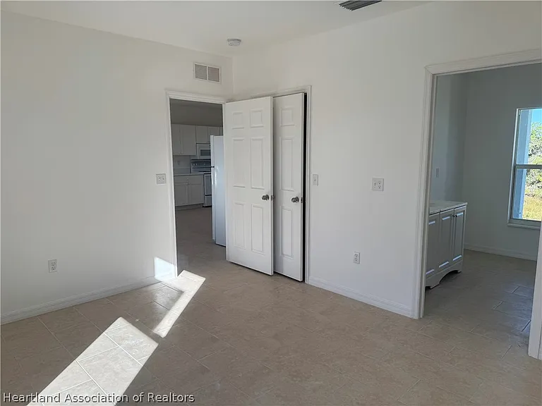 1408 Bittersweet St — Photo 15