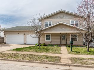 1609 Kansas St, Muscatine, IA 52761