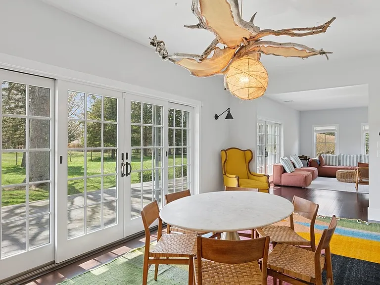 18 Dickerson Dr — Photo 8