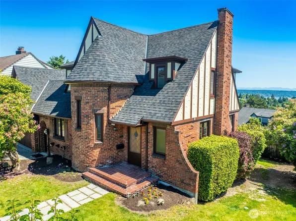 5808 Princeton Avenue NE, Seattle, WA 98105