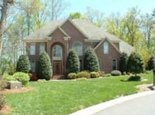 7304 Willesden Ln, Charlotte, NC 28277