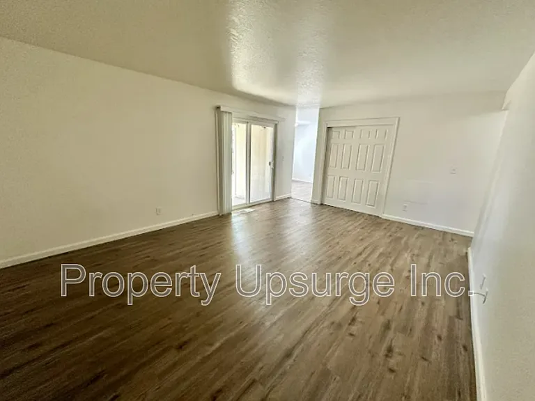 1063 Del Sol Pl #B — Photo 13