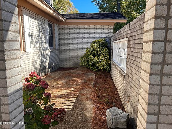 5th image of 101 Harell Street