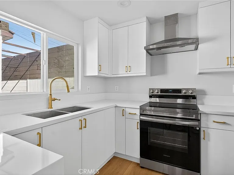 11548 Burke St #B — Photo 11