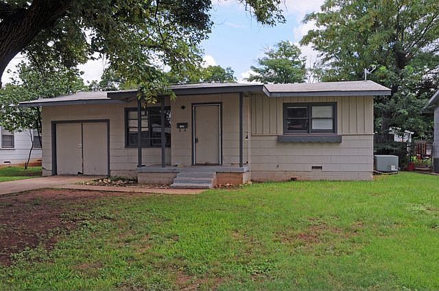 1st image of 1329 S Crockett Dr