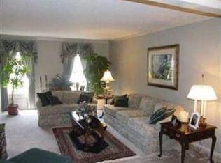 277 Chestnut Ct, Avon Lake, OH