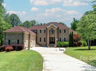 2035 Sugar Pond Ct, Fort Mill, SC 29715