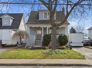 95 E 35th St, Hamilton, ON L8V 3X9