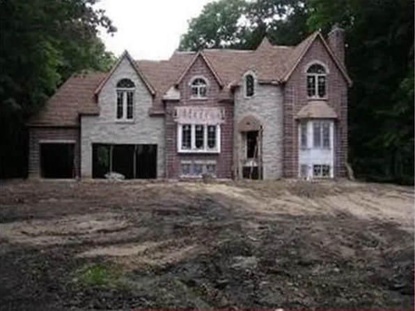 14587 W Mayland Villa Rd, Lincolnshire, IL 60069