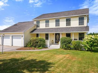 106 Lasalle Dr, Bangor, ME 04401