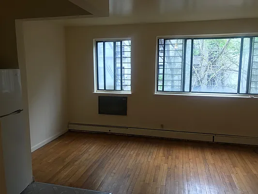 Rented by PMG Real Estate  | media 10