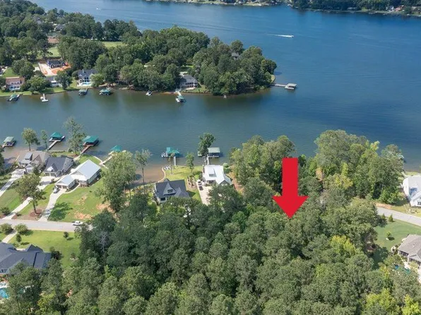 258 Headwater Dr, Greenwood, SC 29649