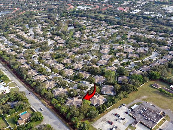 Located in quiet corner of community