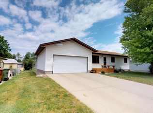 333 18th St SE, Huron, SD 57350