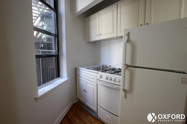 Rented by Oxford Property Group | media 27