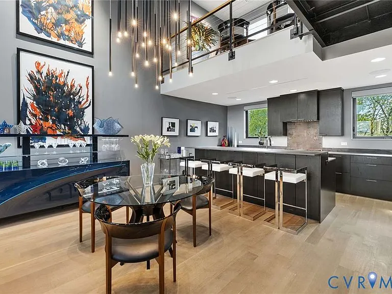 509 W 7th St — Photo 10