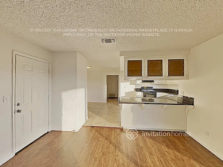 7483 Mandy Dr — Photo 4