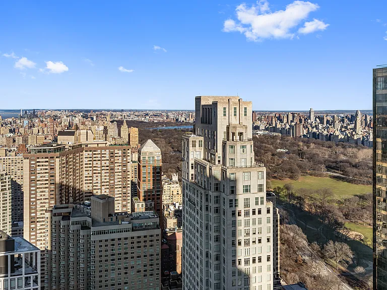 80 Columbus Cir #67B — Photo 15