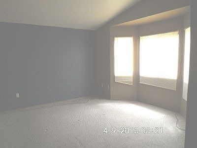 Master bedroom w/full bay