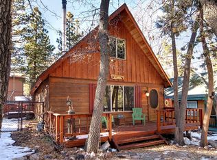 280 Wabash Ln, Sugarloaf, CA 92386