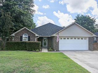 1835 Canberra Dr, Sumter, SC 29153