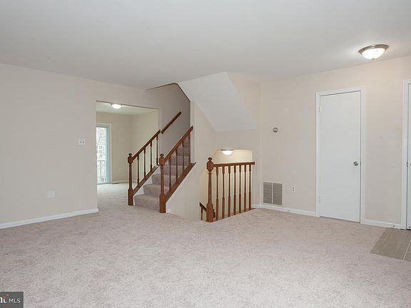 5th image of 7688 Wolford Way