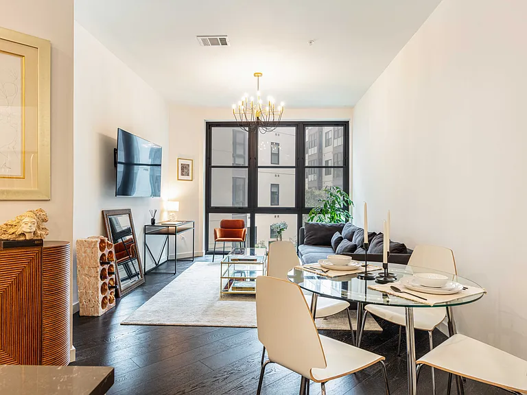 800 Embassy Dr #215 — Photo 2