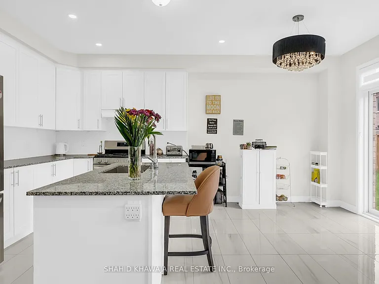 641 Leatherleaf Lndg — Photo 13