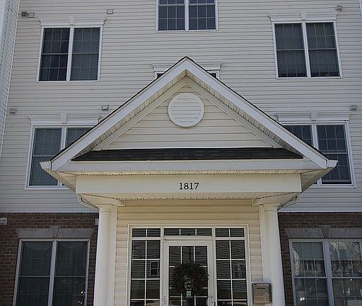 2nd image of 1817 Selvin Dr Unit 101