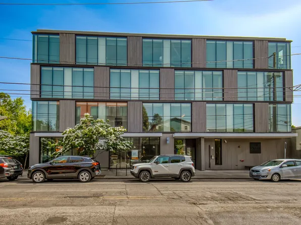 The Oliver, 4330 SE Division St #204, Portland, OR 97206