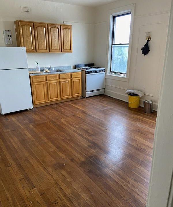 1st image of 105 S Fulton Ave APT E8
