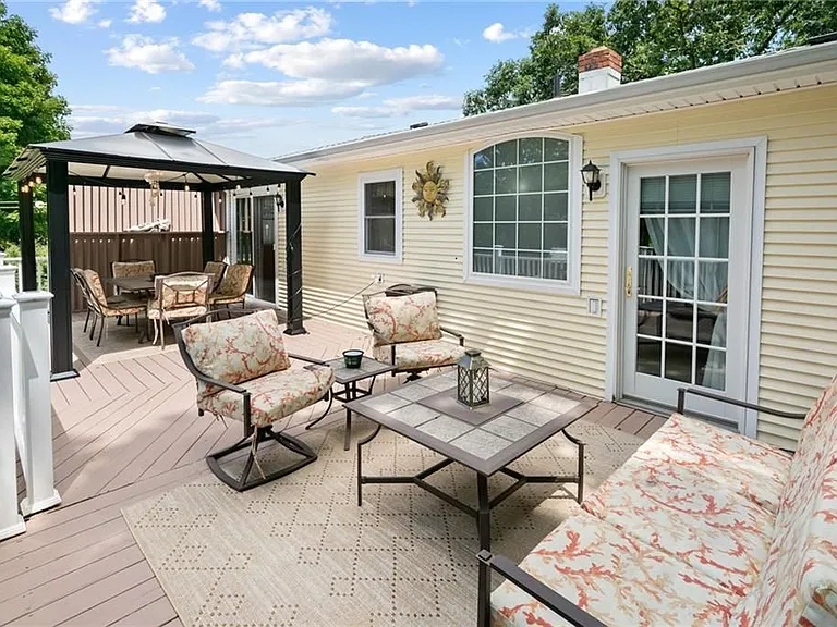 24 Quannacut Rd — Photo 19