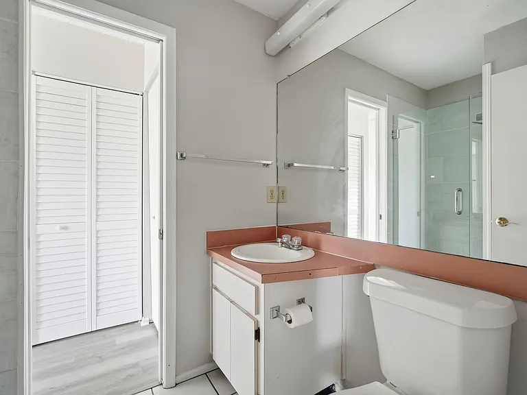 5401 Britwell Ct — Photo 14