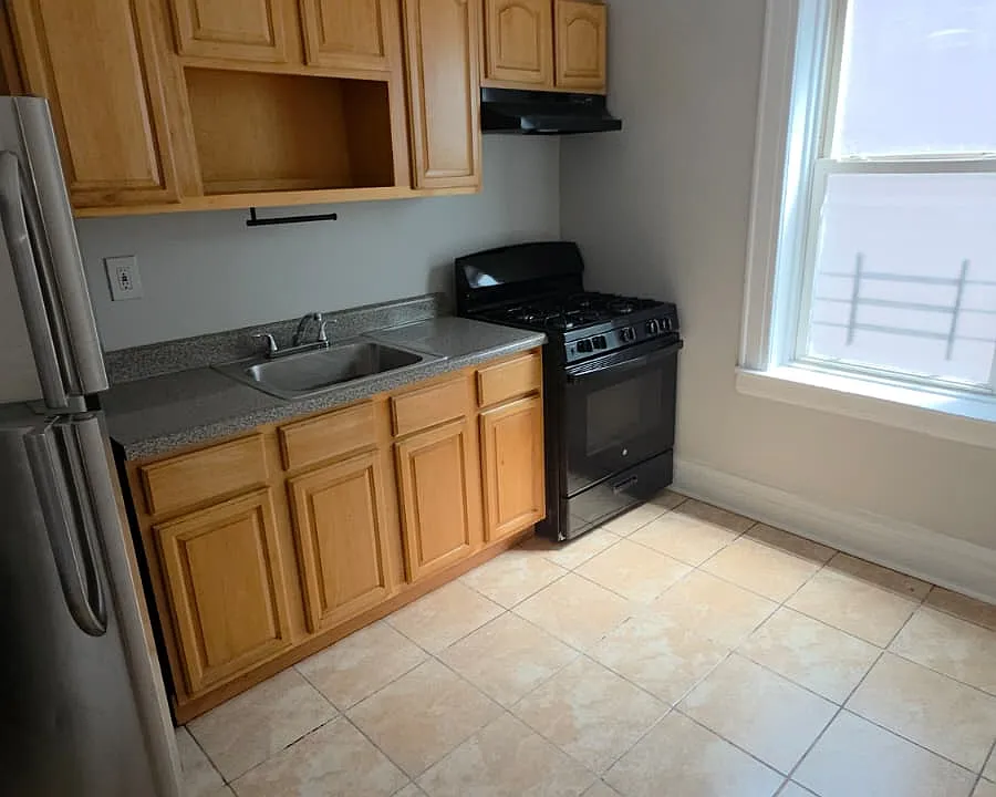 75 N 7th St #304
