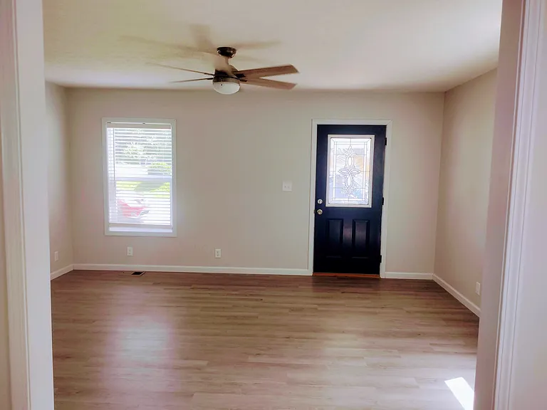 206 Central St — Photo 9
