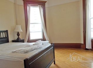 327 Washington Ave APT 1, Brooklyn, NY 11205
