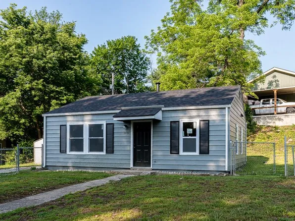 4423 Maggie Ln, Kansas City, KS 66102