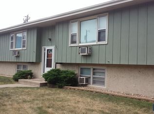 627 W Bennett St, Sioux Falls, SD 57104
