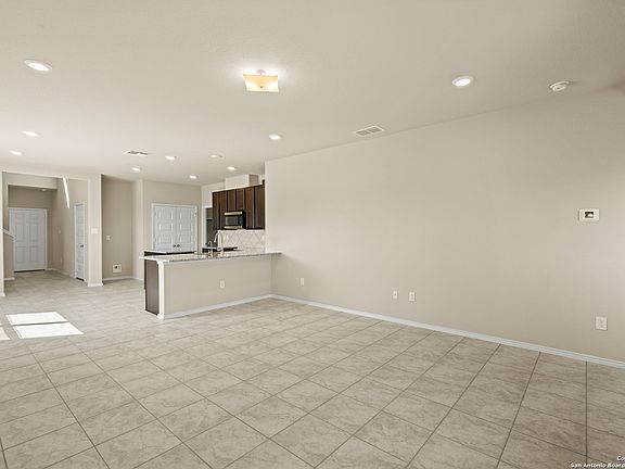 3rd image of 2607 Gideon Lane