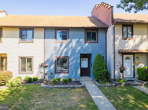 635 Edison Dr, East Windsor, NJ 08520