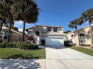 15871 NW 14th Rd, Pembroke Pines, FL 33028