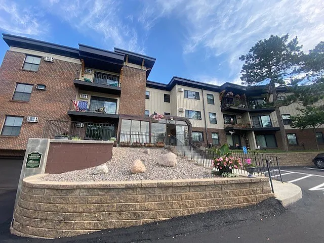 The Windemere — Photo 1