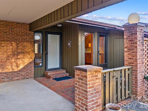 4th image of 1336 Radio Rd