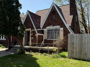 9181 Pinehurst St, Detroit, MI 48204