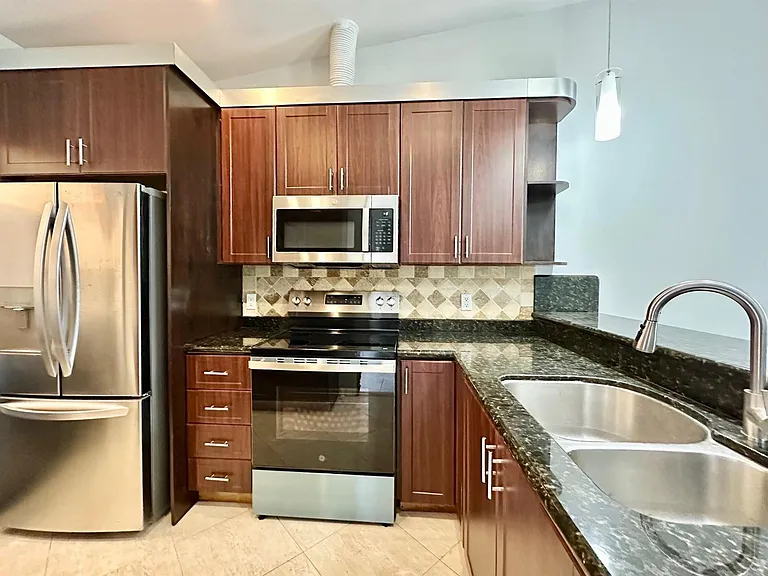 1917 NW 94th Ave #204A — Photo 4