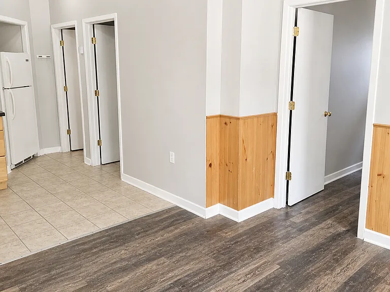 Lake Ripley Apartments — Photo 13