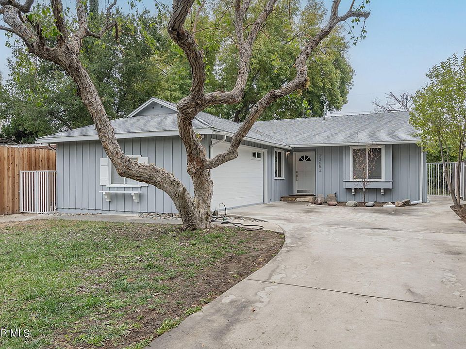 1st image of 22652 Burbank Blvd