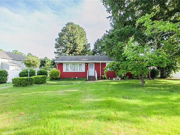 2nd image of 4633 Indiana Ave